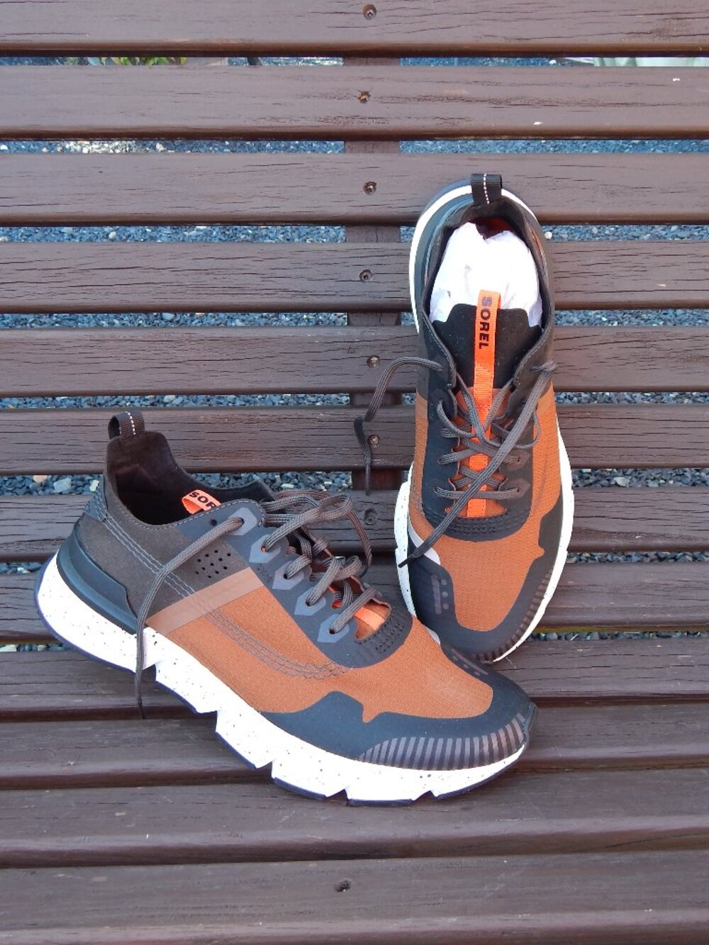 Sorel Kinetic Rush Ripstop Shoes in Black/Brown Size 9 NEVER WORN